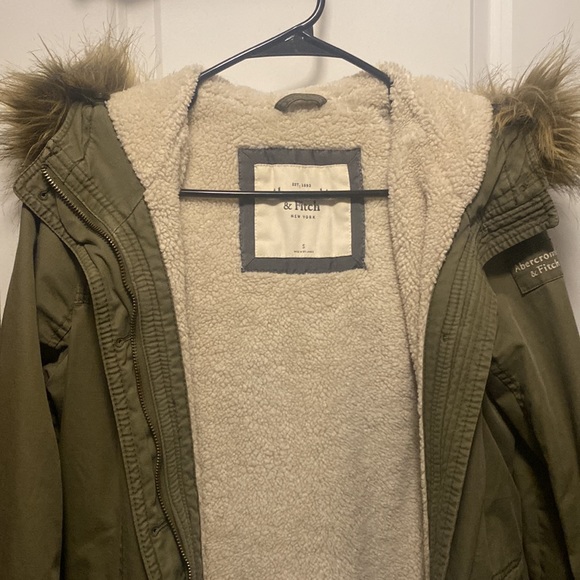 Jacket - Picture 3 of 7